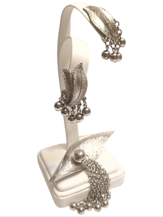 Jewelry - Vintage Pin and Earring Set